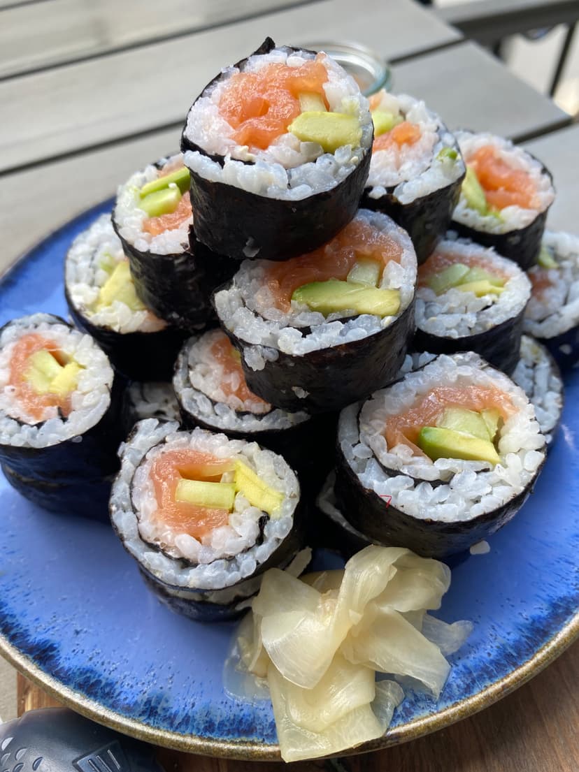 Receta de Rocely de Rollos de Sushi Caseros