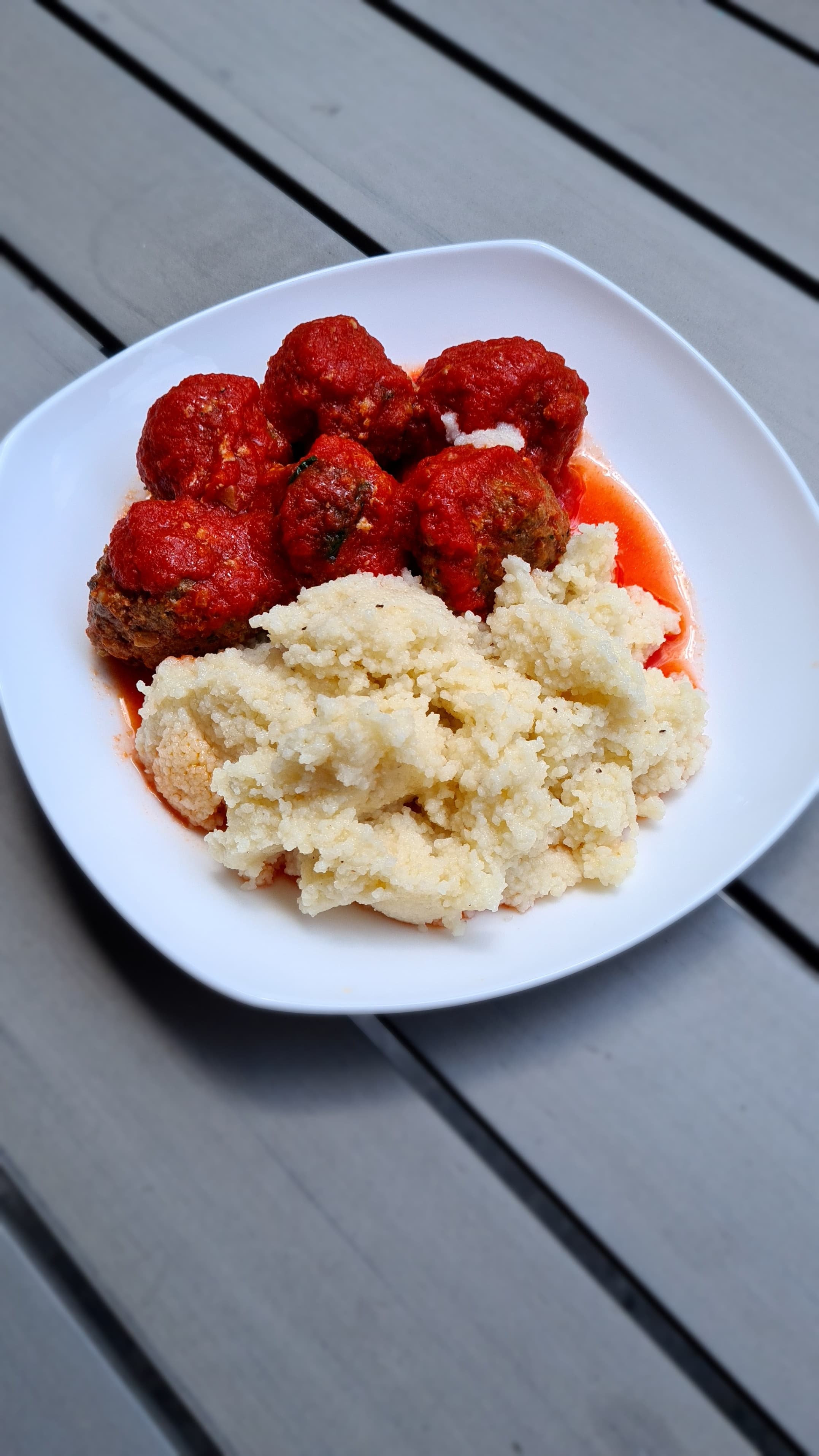 Meatballs in Tomato Sauce with Couscous Recipe Image