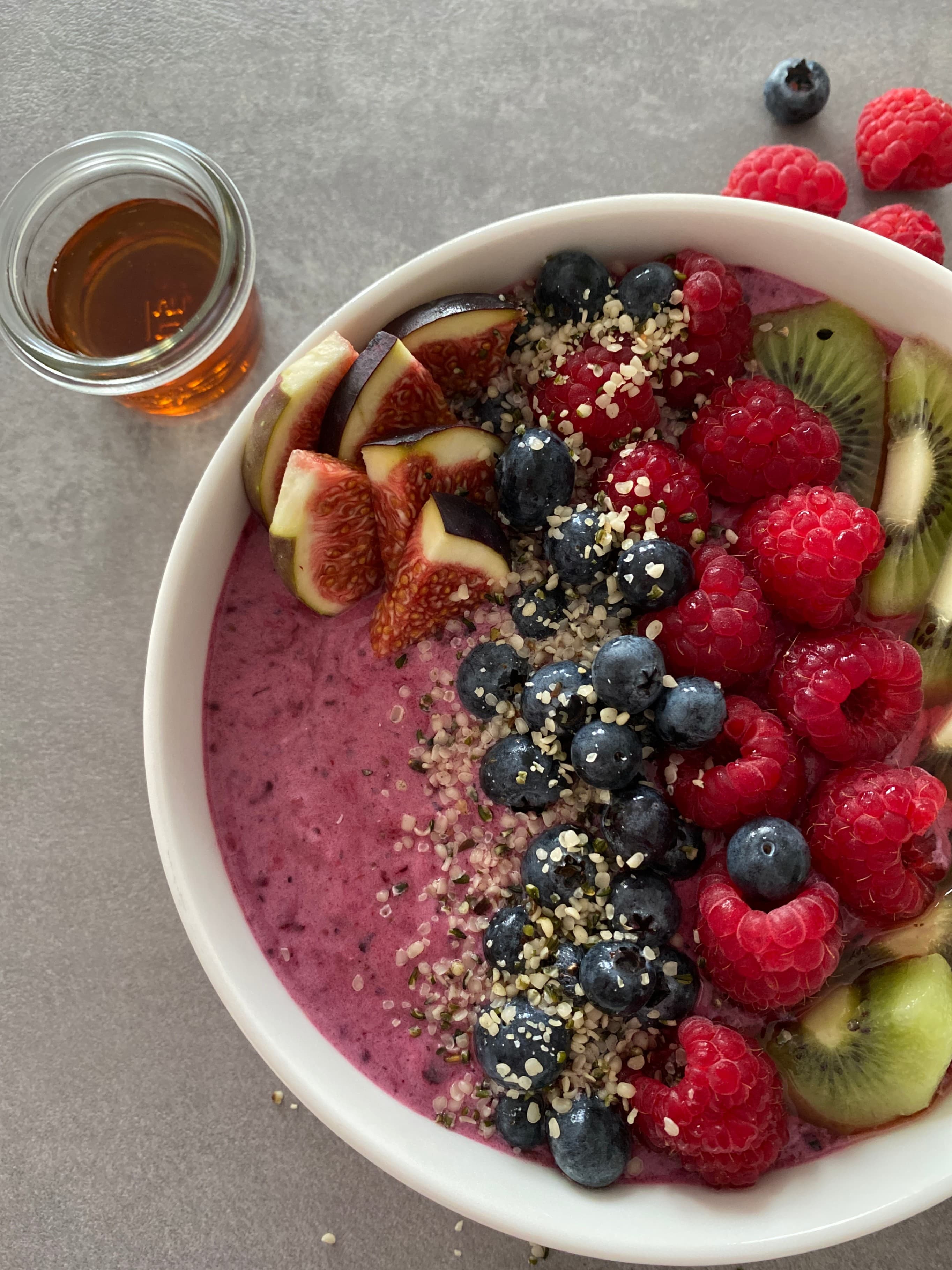 Smoothie Bowl Owocowy Recipe Image