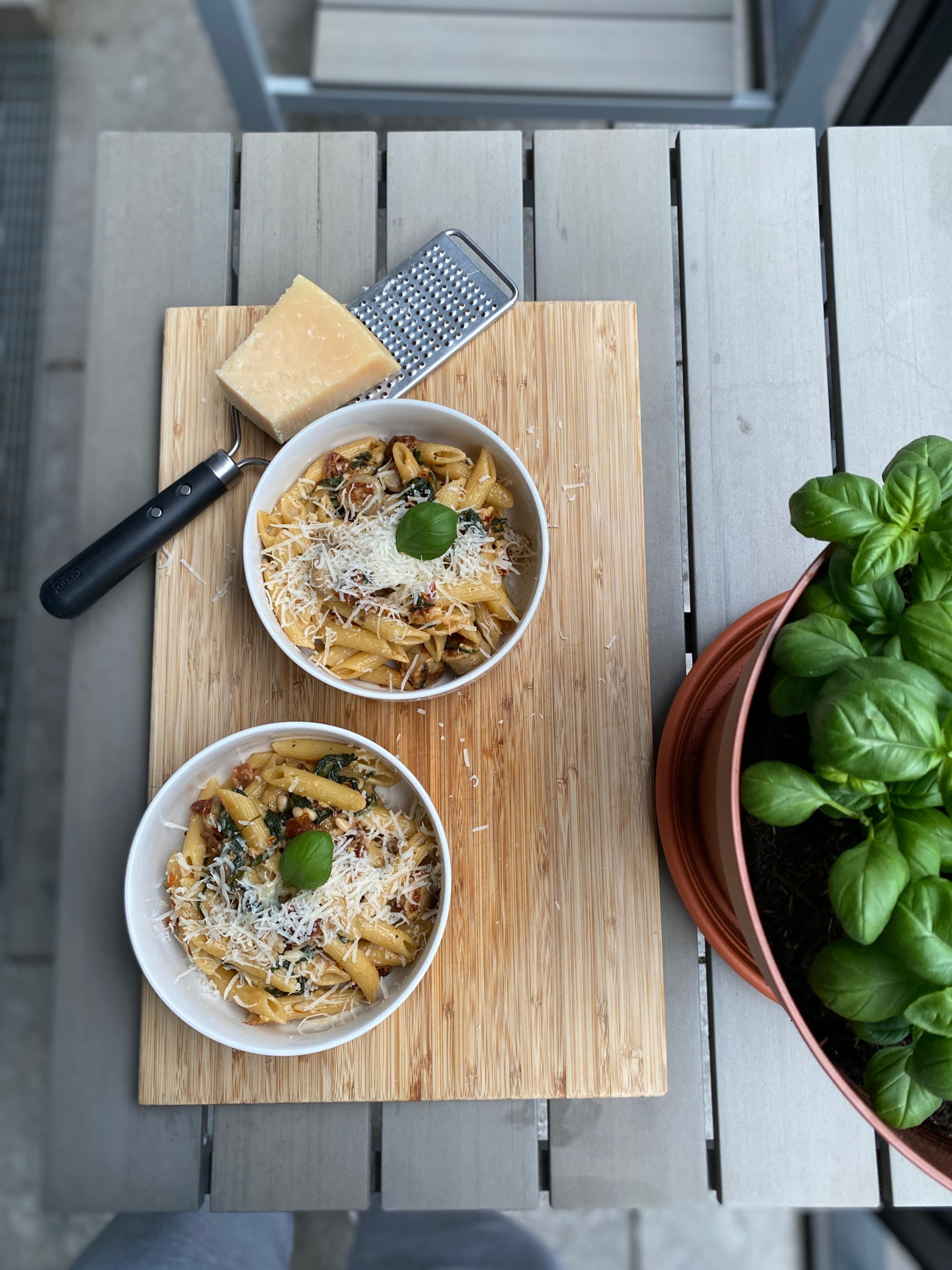 Hearty Sausage, Spinach & Sundried Tomato Penne Recipe Image