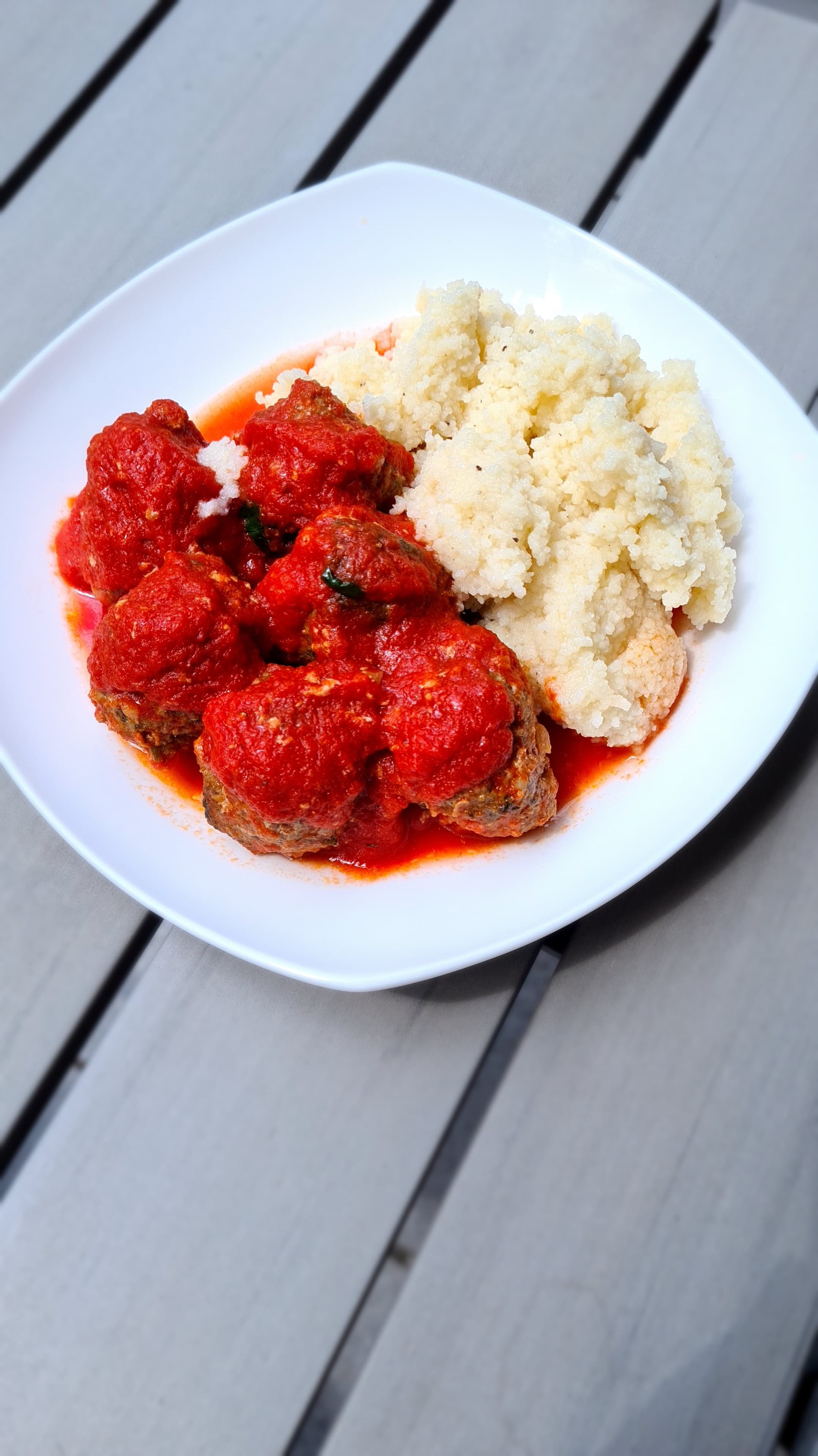 Meatballs in Tomato Sauce with Couscous Recipe Image