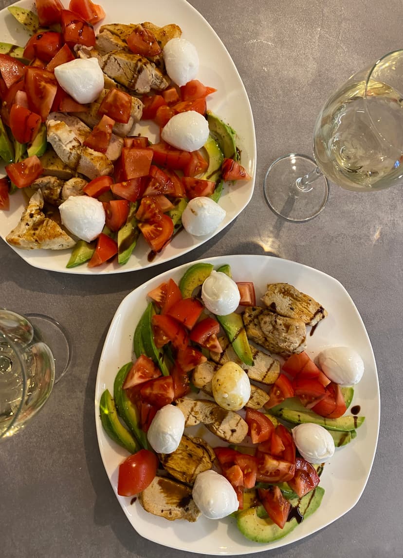 Chicken Bites with Avocado Caprese Salad Rocely Recipe