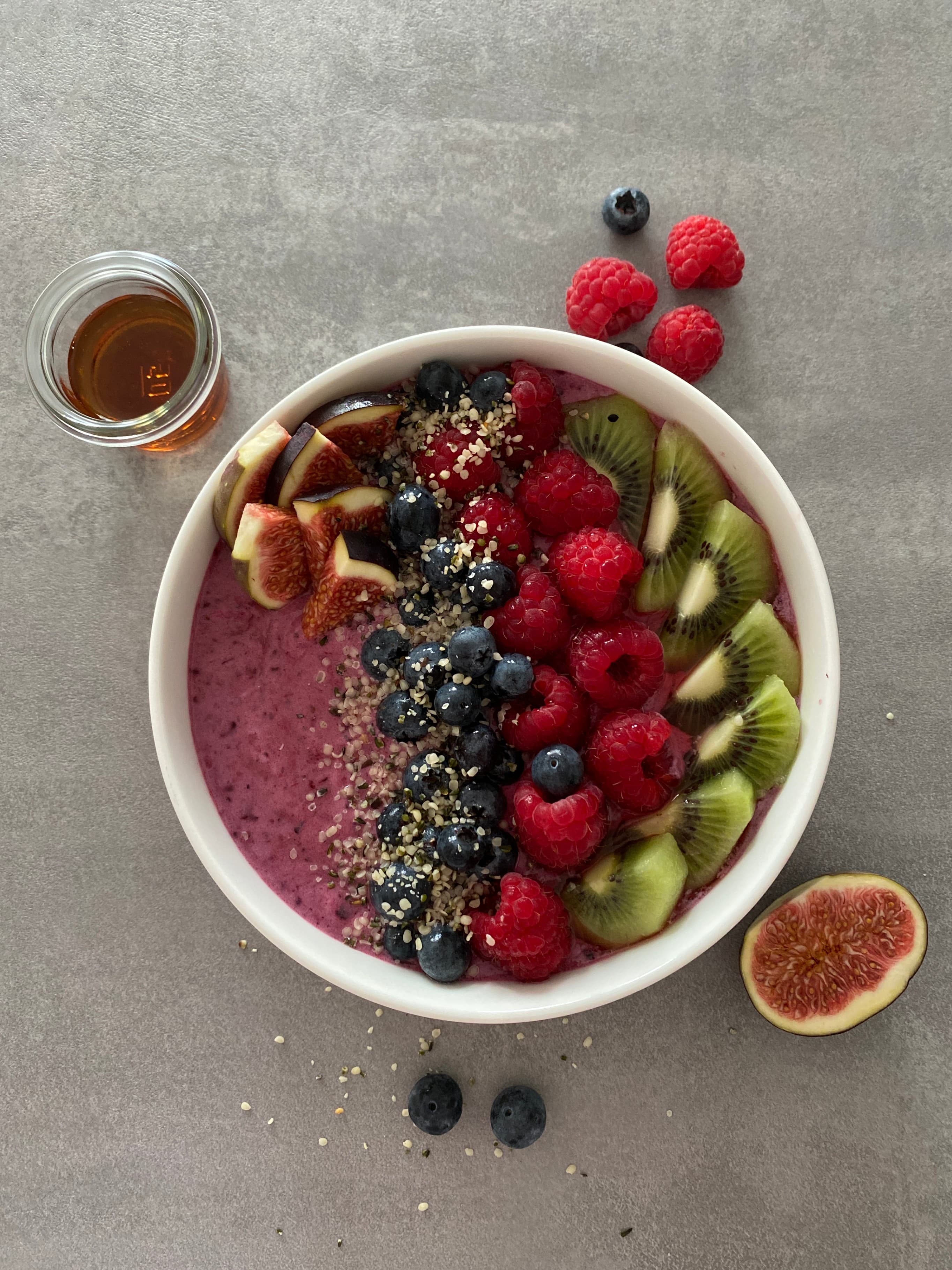 Smoothie Bowl Owocowy Recipe Image