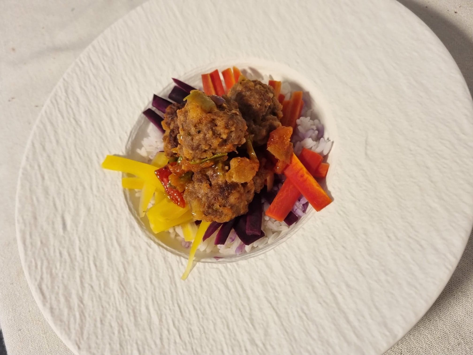 Meatballs with Steamed Carrots Rocely Recipe