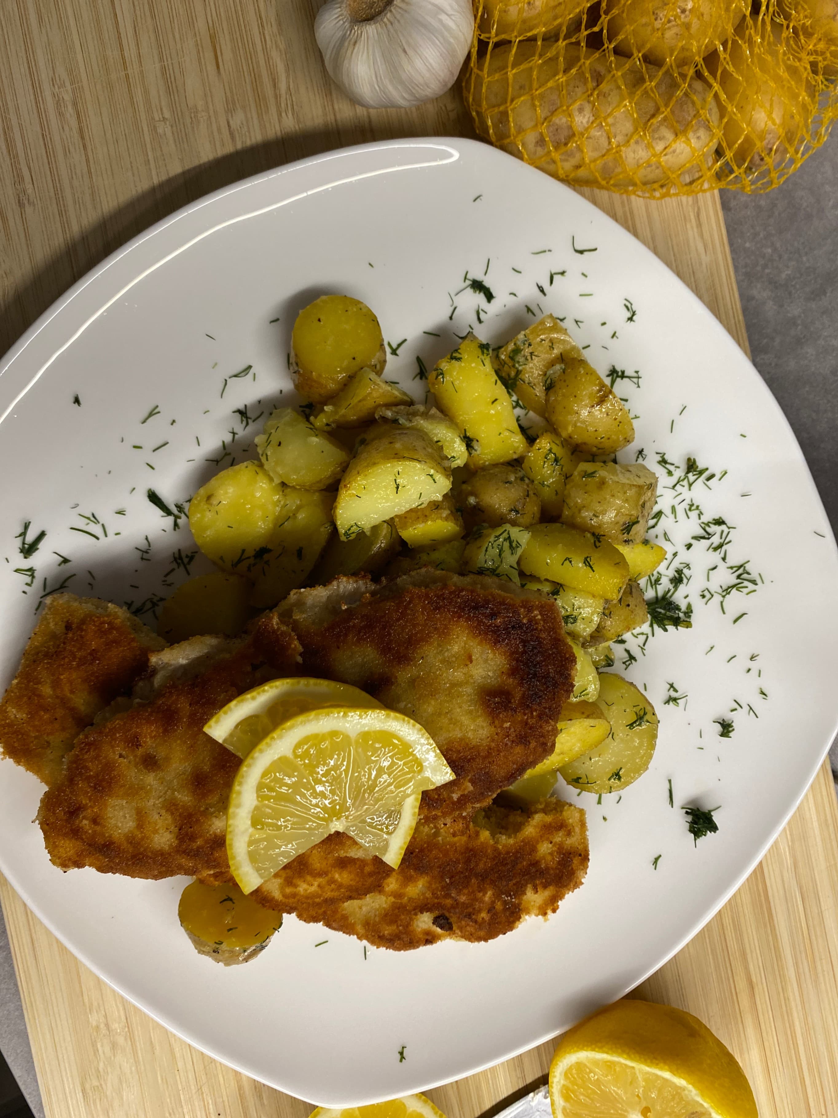 Schnitzel with Potatoes Recipe Image