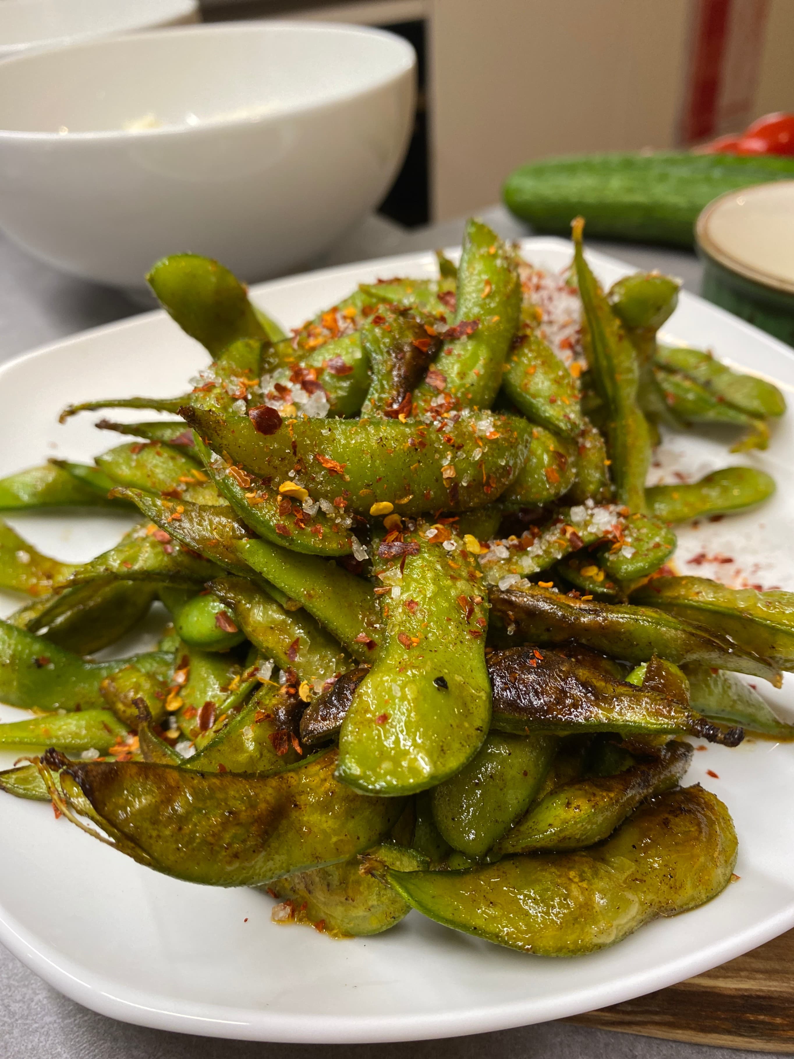 Sushi Bowl with Shrimp and Edamame Recipe Image