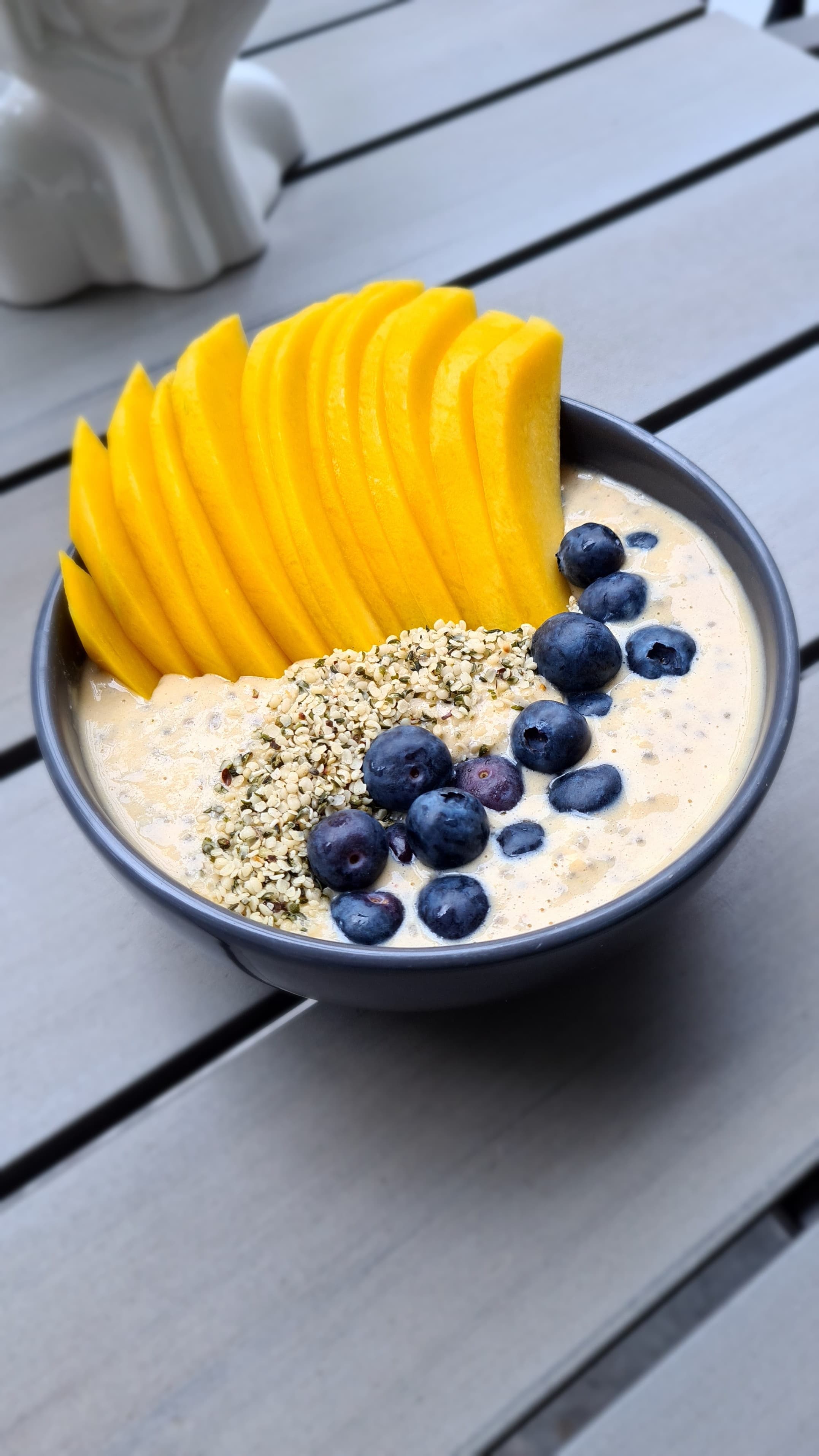 Banana Smoothie Bowl Recipe Image