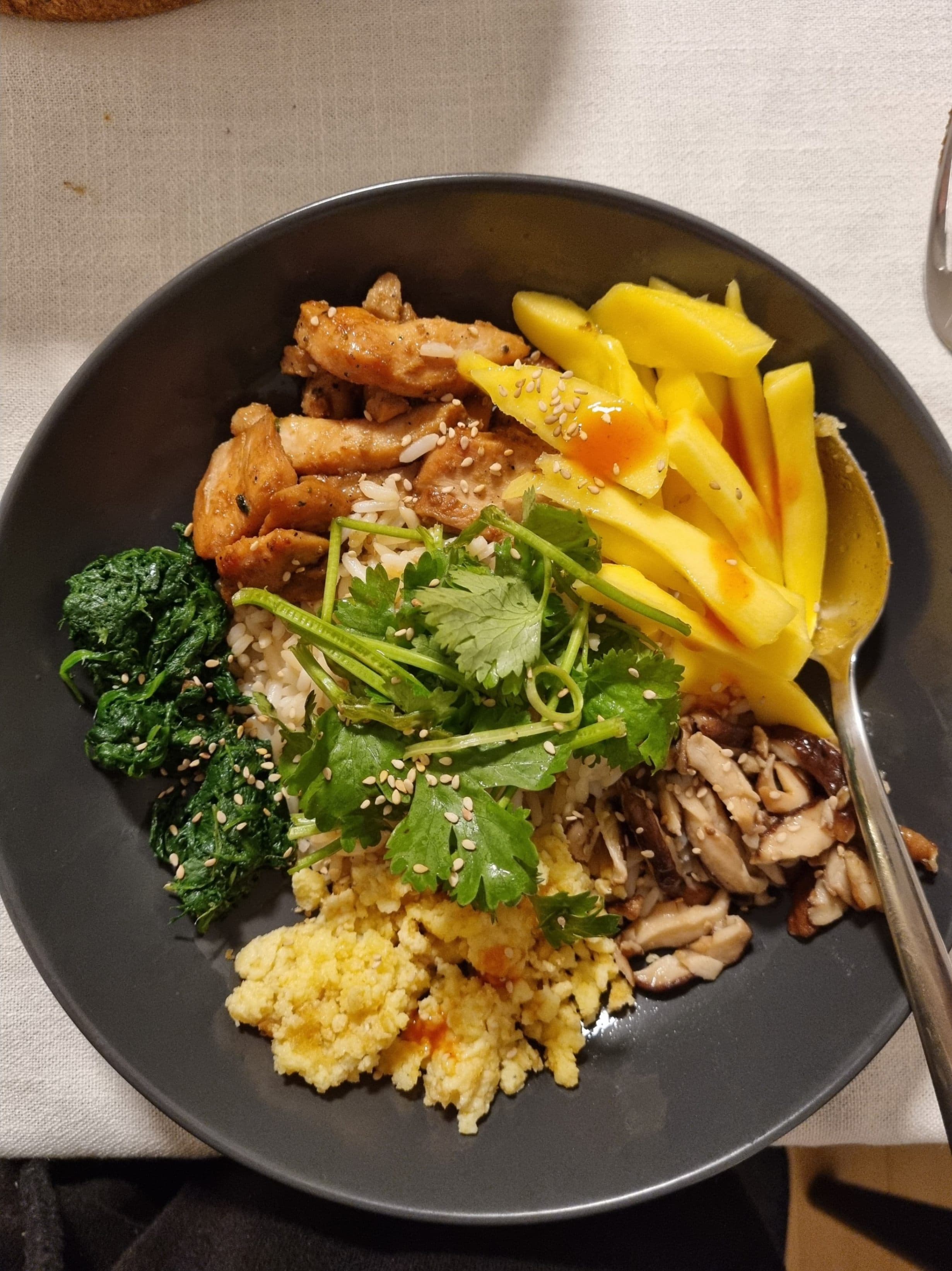 Exotic Bowl with Marinated Chicken Breast Rocely Recipe