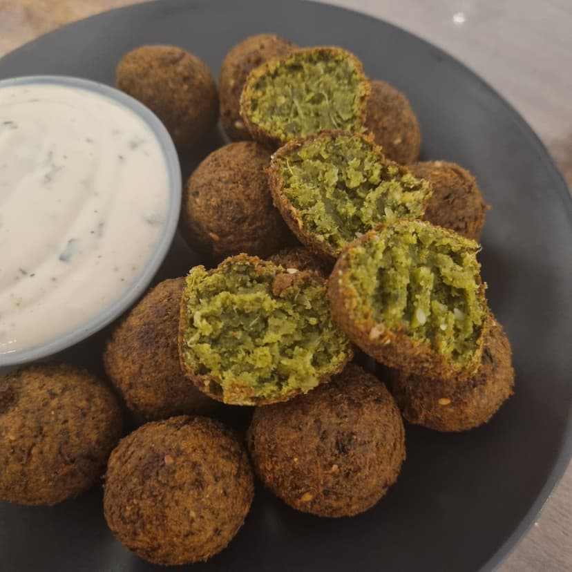Przepis Rocely użytkownika Autentyczne chrupiące falafel w tradycyjnym stylu