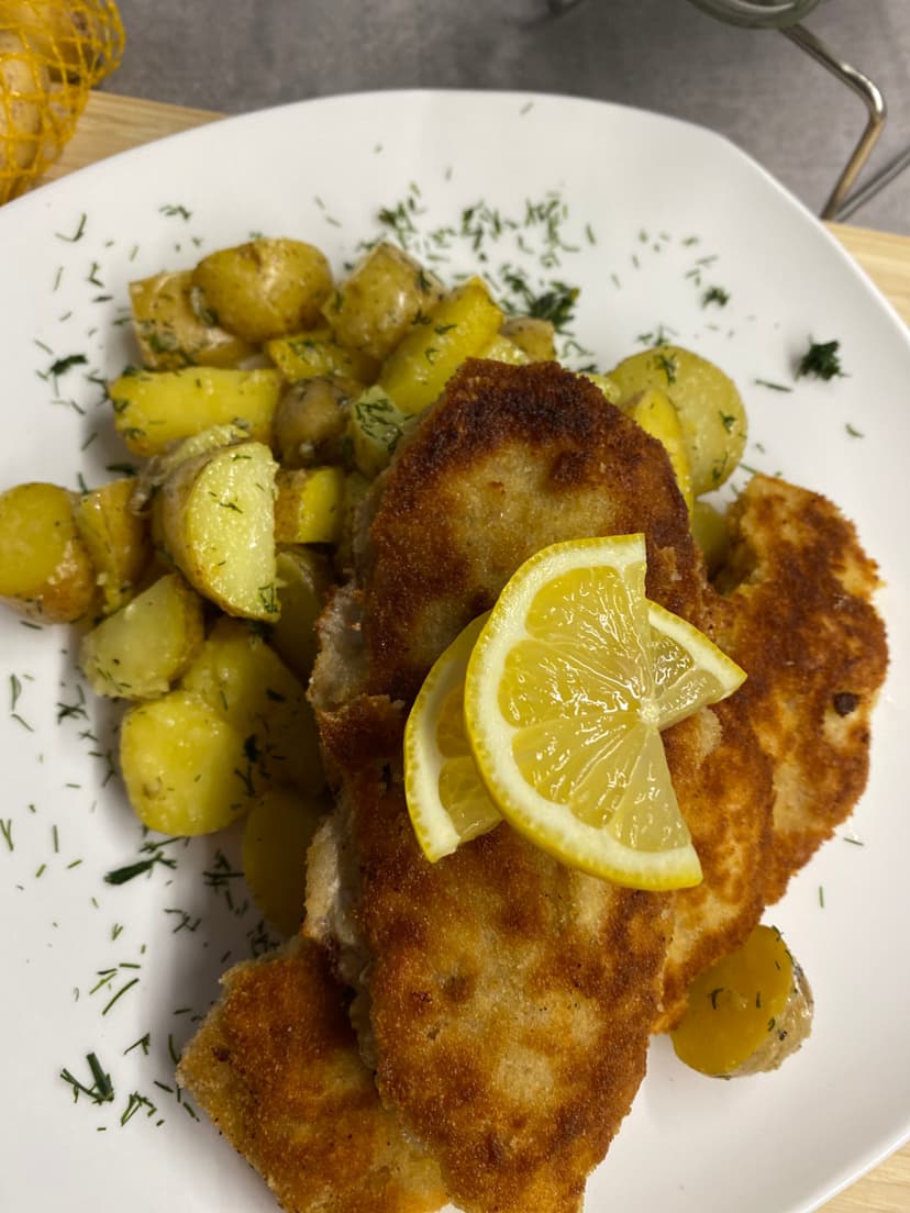 Schnitzel with Potatoes Rocely Recipe
