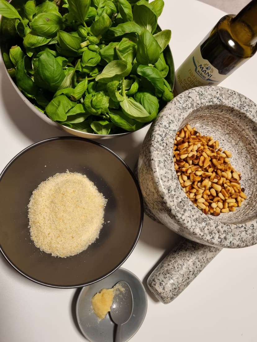 Receta de Rocely de Pesto alla Genovese - Pesto de Albahaca Casero