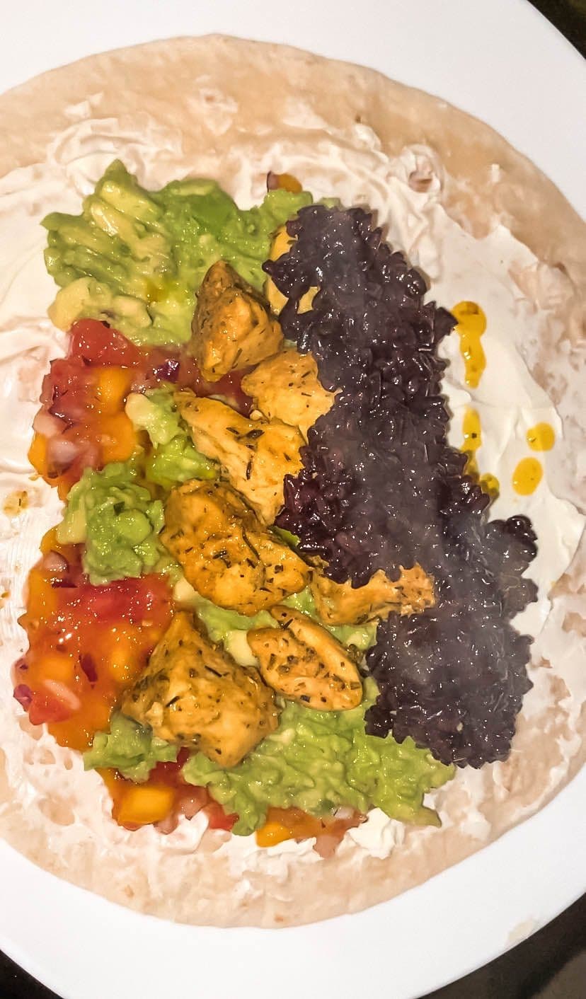 Chicken Burrito with Mango Salsa Rocely Recipe