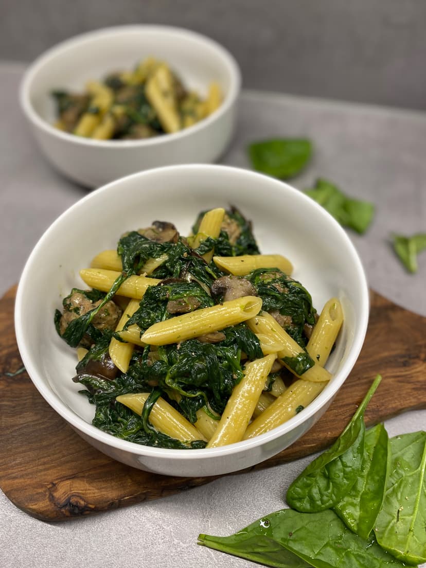Creamy Penne with Sautéed Spinach, Brown Mushrooms, and Meatballs Rocely Recipe