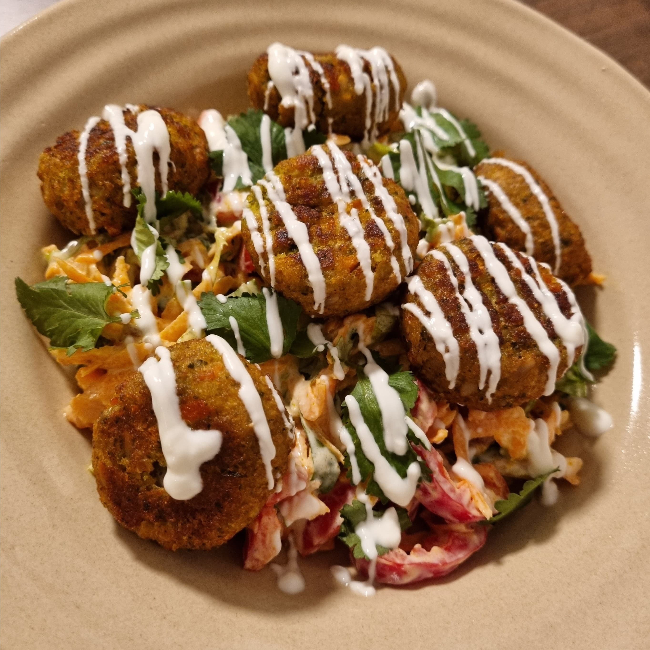 Fresh Salad with Yogurt Dressing and Quinoa Balls Recipe Image