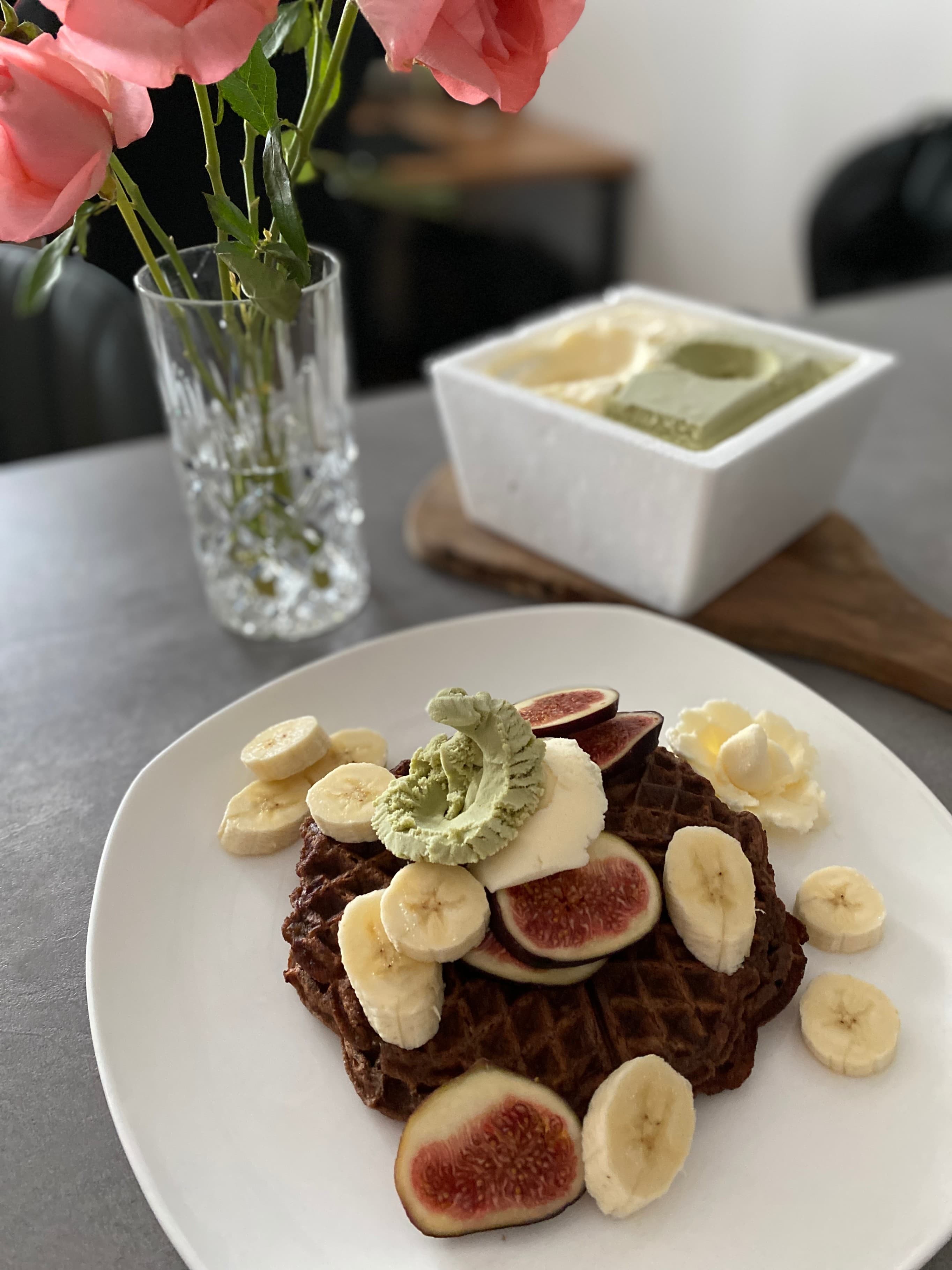 Protein Waffles with Banana and Cocoa Recipe Image