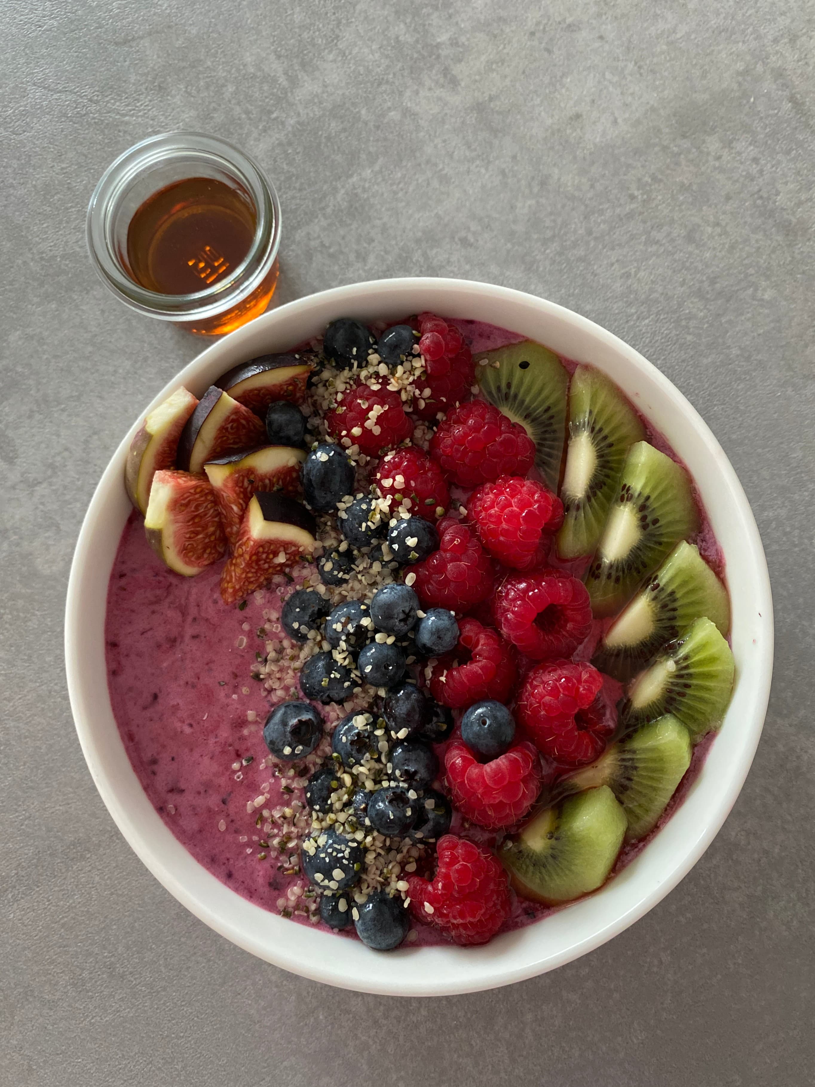 Smoothie Bowl Owocowy Recipe Image