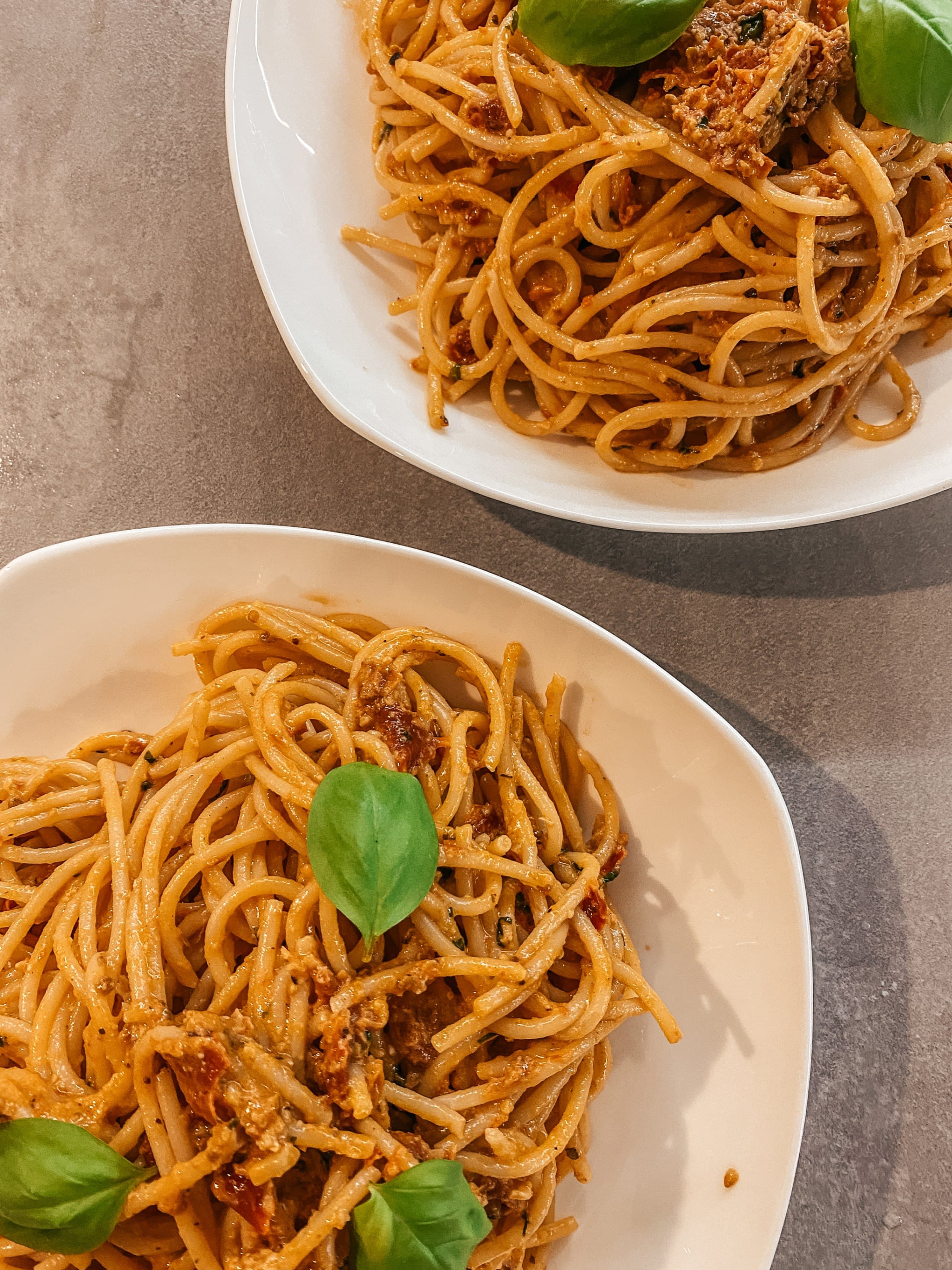 Pasta with SunDried Tomatoes Recipe Image