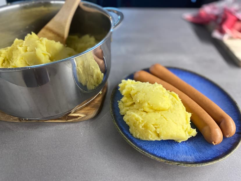 Frankfurter with Potato Puree Rocely Recipe