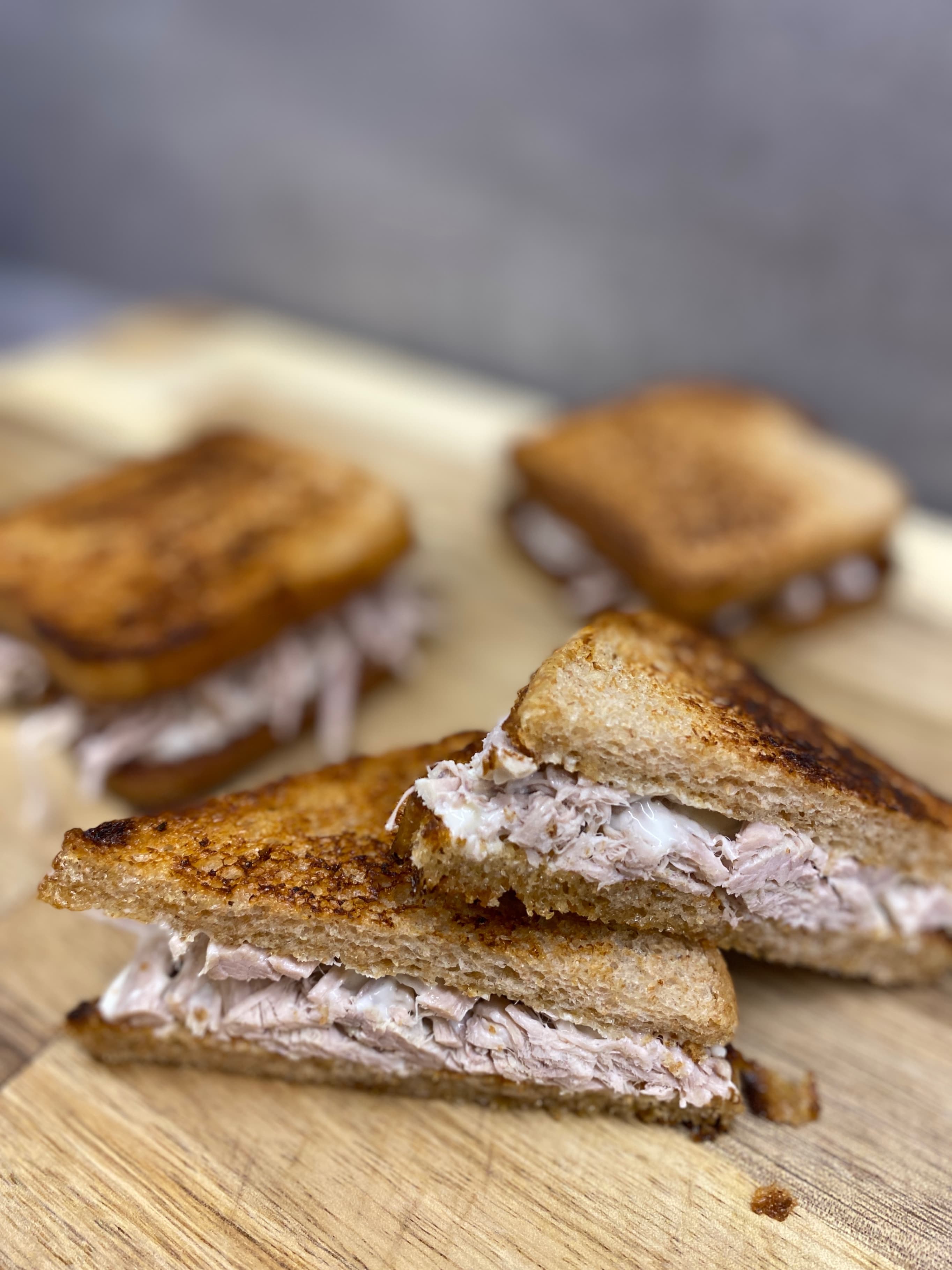 Pulled Pork Sandwich with Homemade Mayo Rocely Recipe