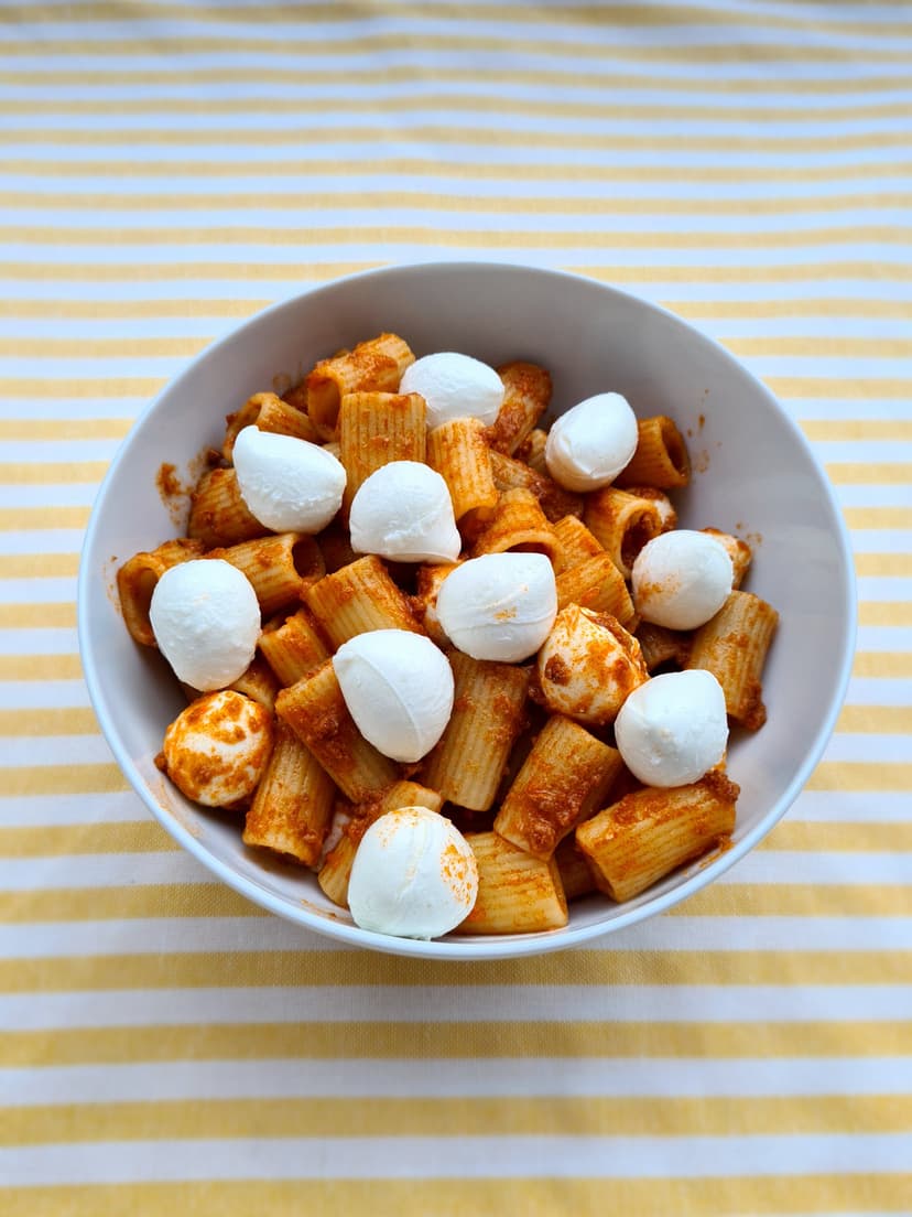 Rigatoni met Ragu Rocely Recept