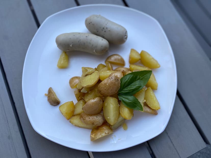 Recette Rocely de Weisswurst bavaroise authentique avec salade de pommes de terre