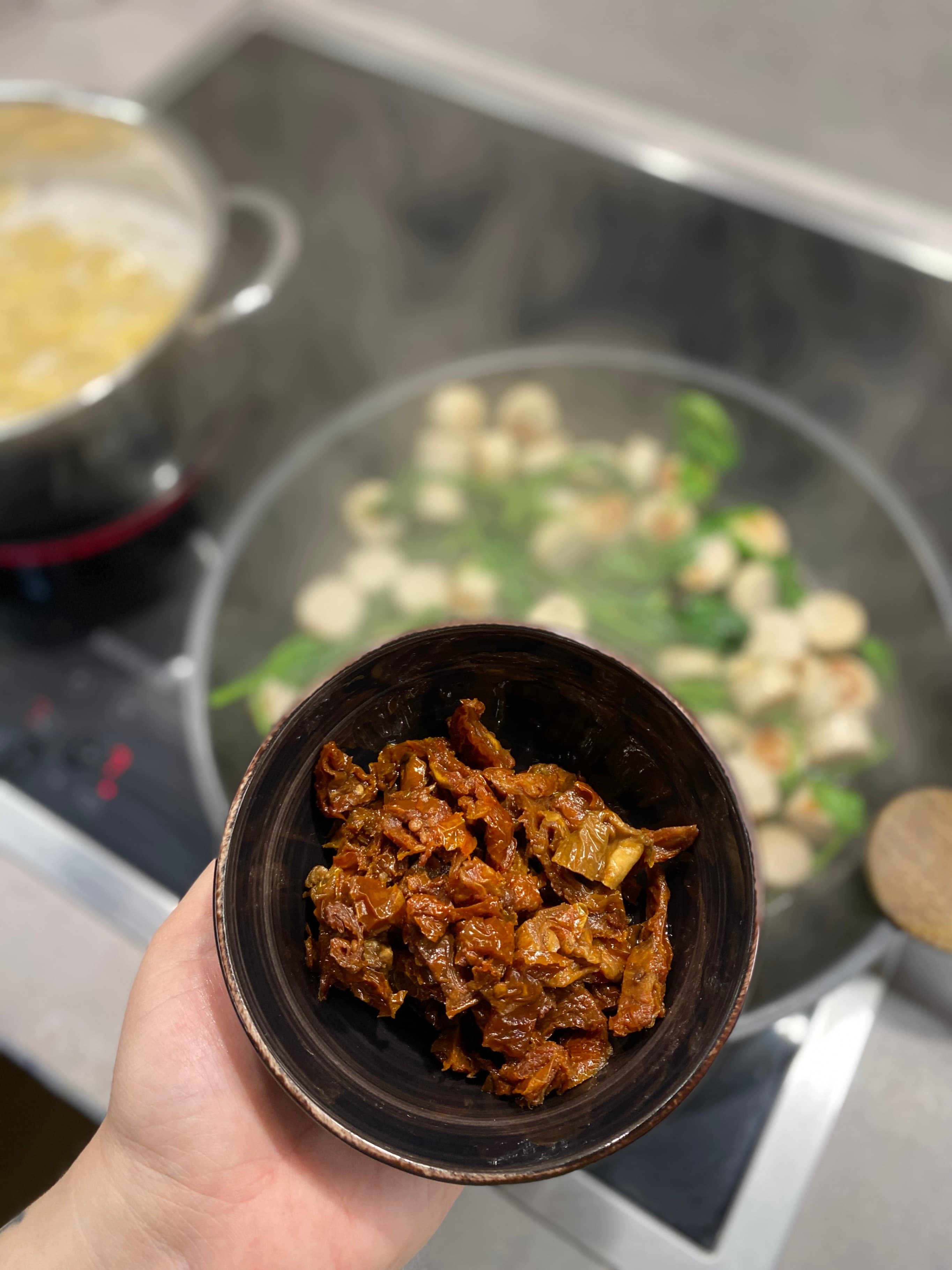 Hearty Sausage, Spinach & Sundried Tomato Penne Recipe Image