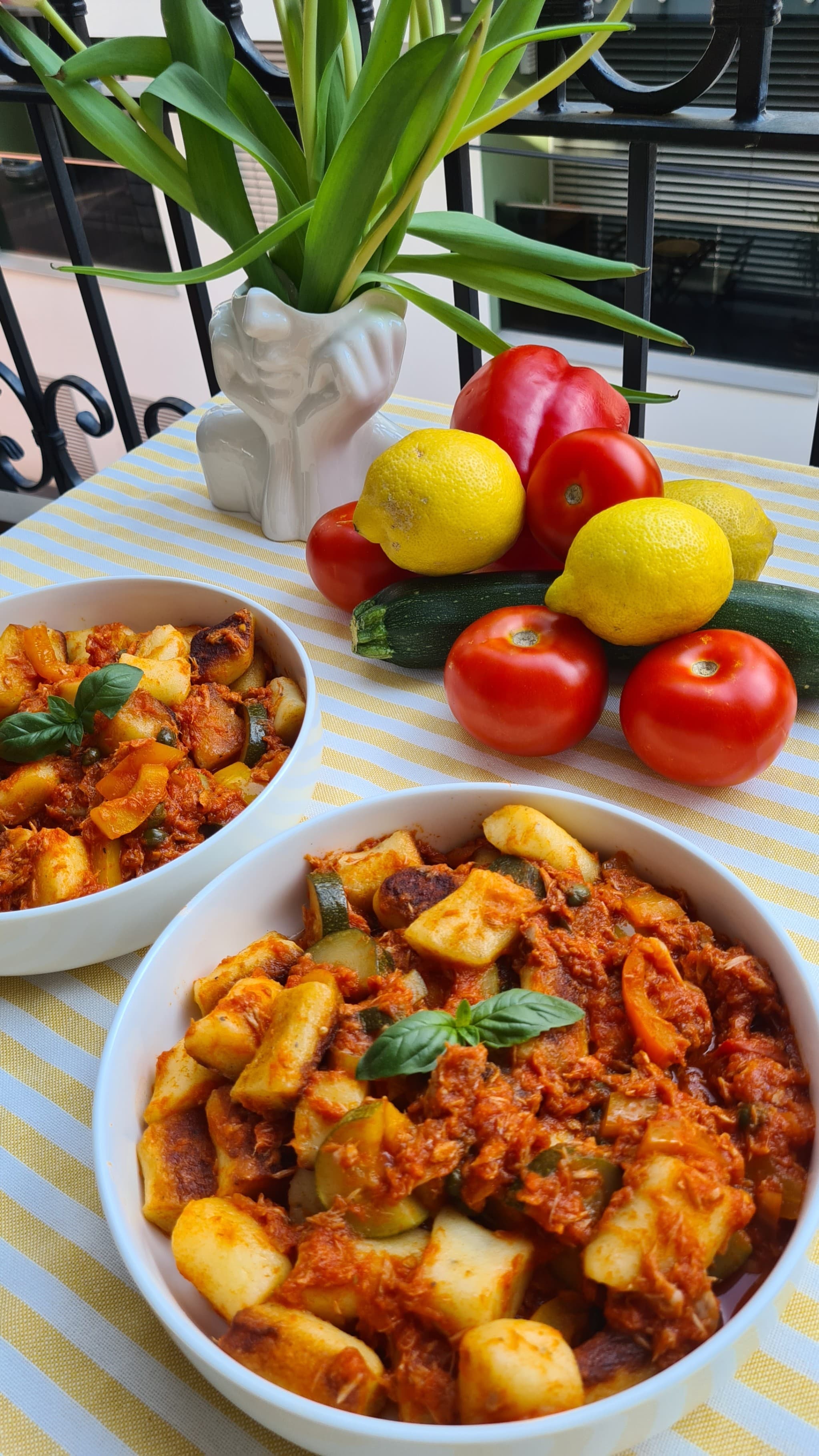 Crispy Gnocchi with Tuna and Tomato Vegetable Sauce Recipe Image