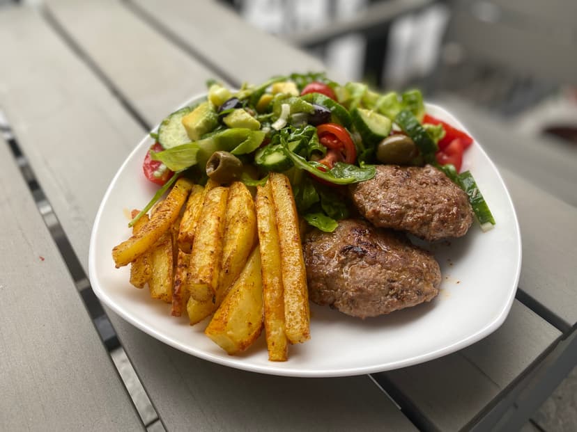 Beef Meatballs with Garlic Herb Potatoes and Garden Salad Rocely Recipe