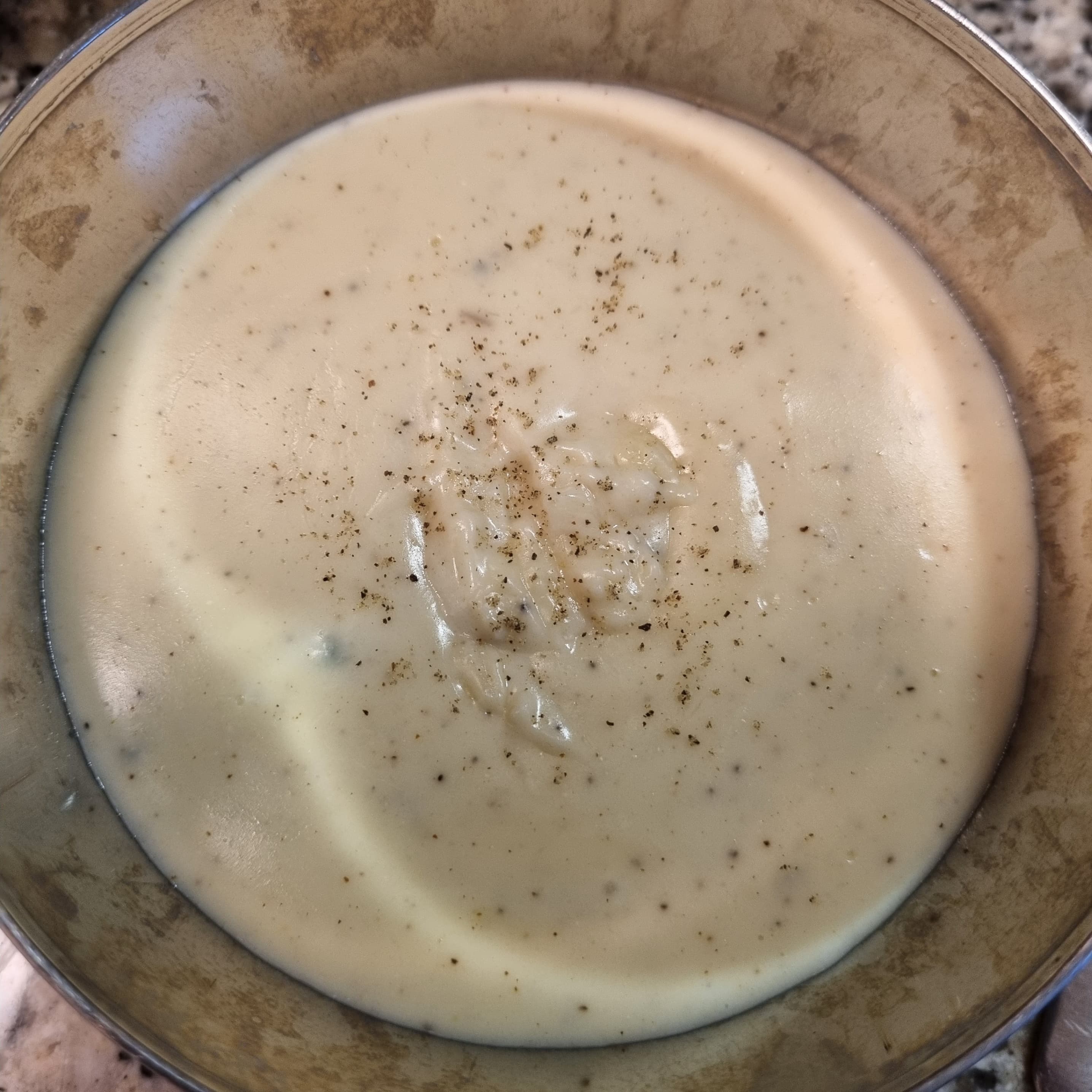 Creamy Gorgonzola Parmesan Cheese Sauce: A Quick Delicacy Recipe Image