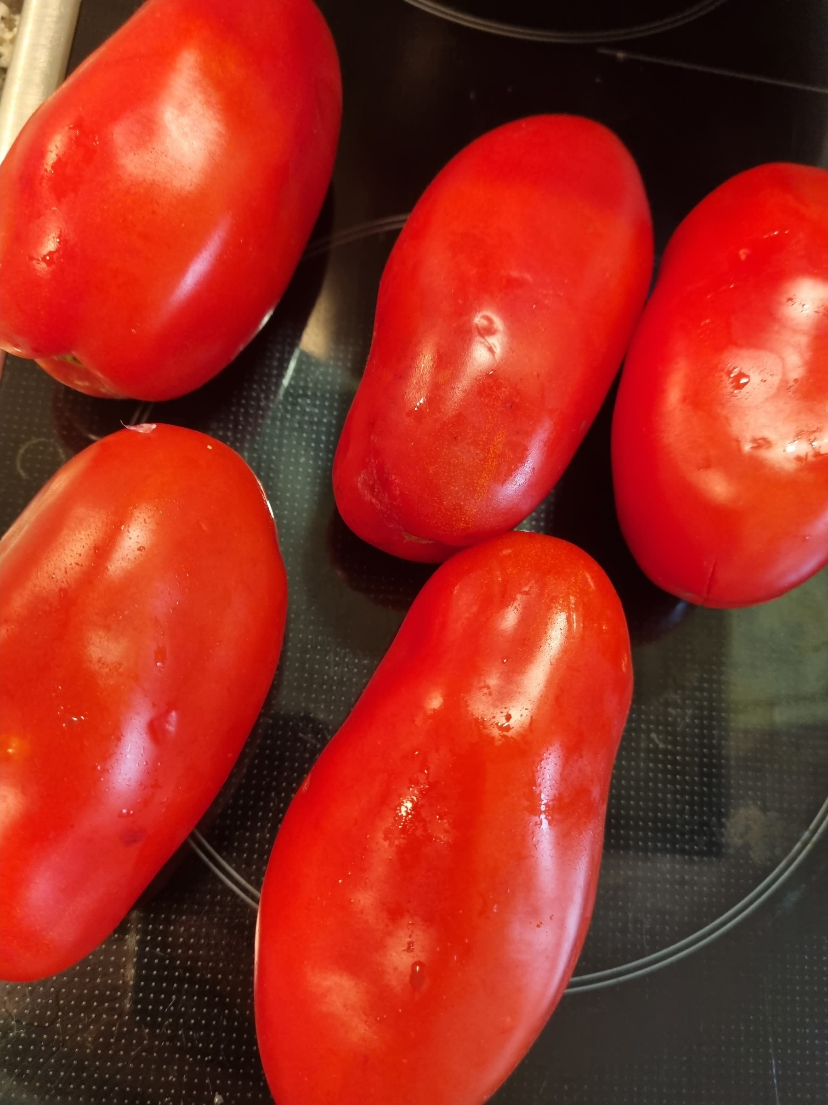 Fresh San Marzano Tomato Sauce Recipe Image