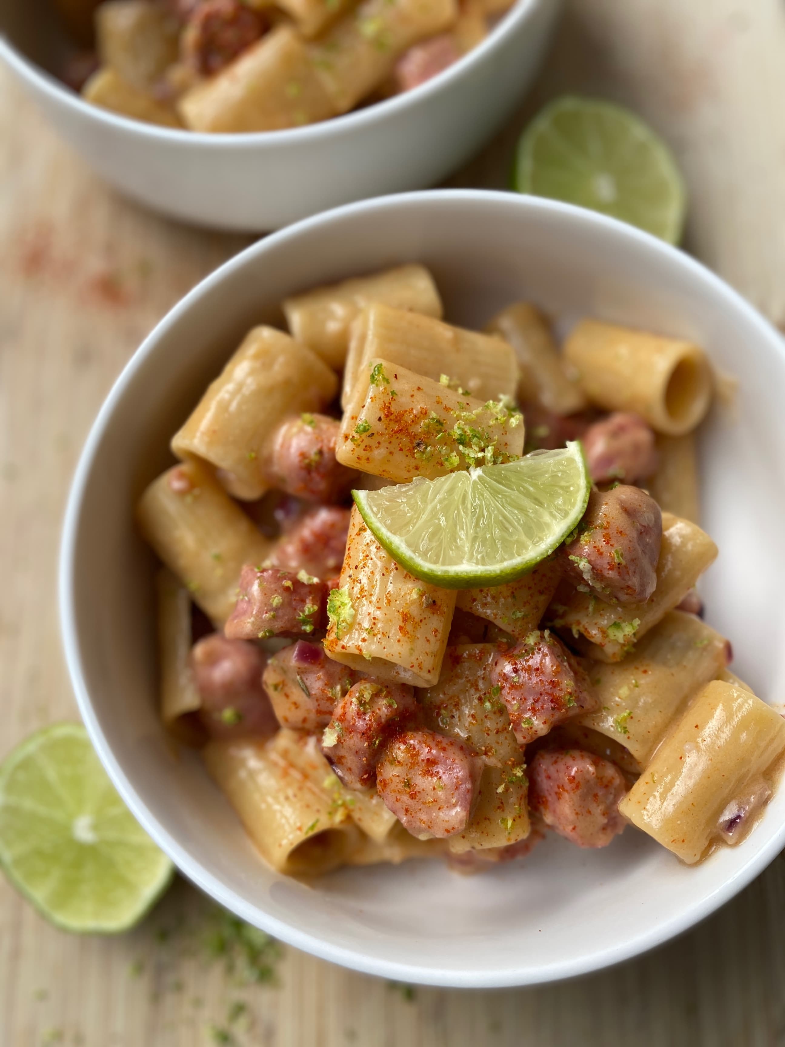 Pasta con Salsiccia y Crema Cítrica
