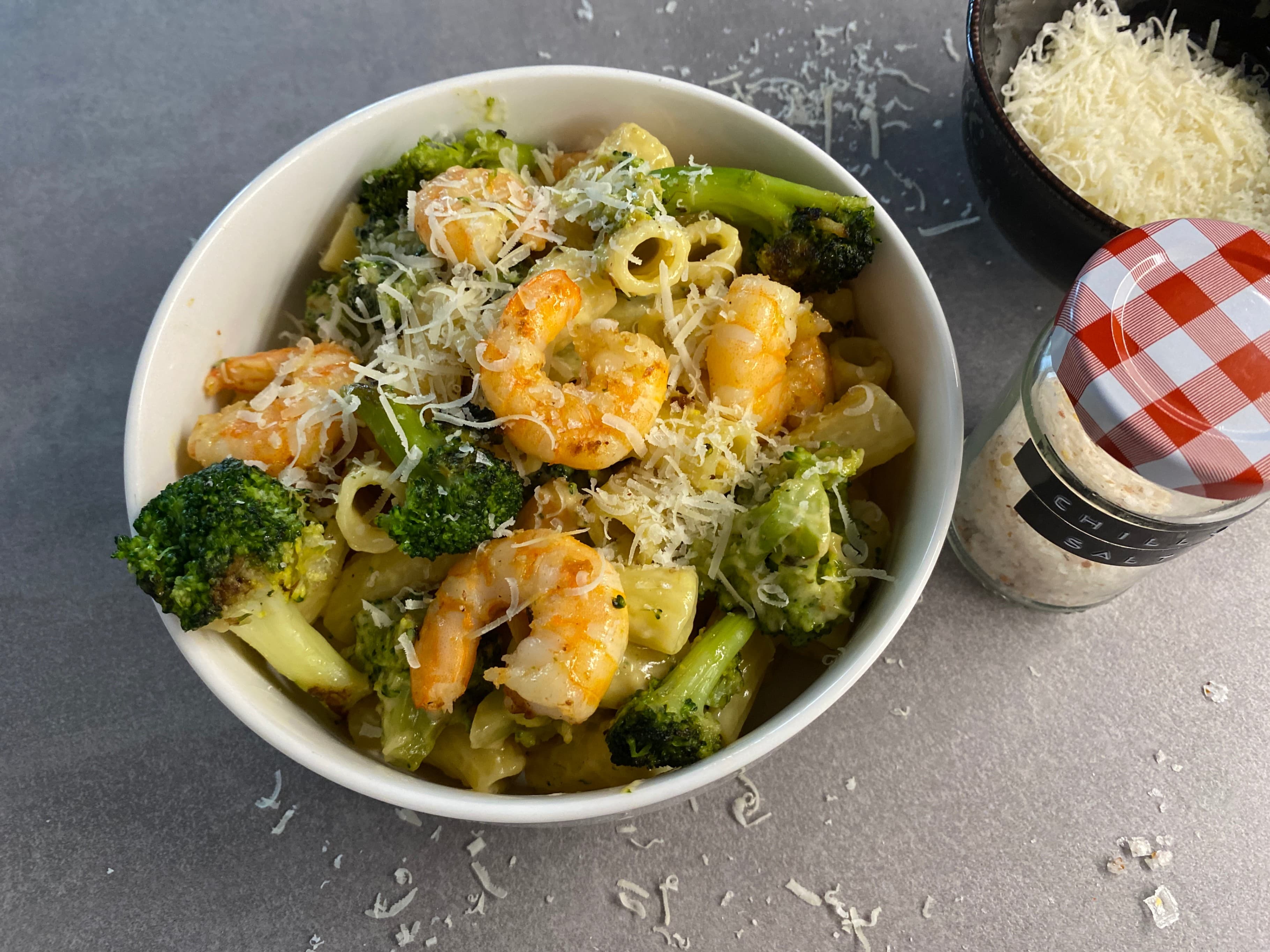 Shrimp Broccoli Pasta with Cheddar Recipe Image