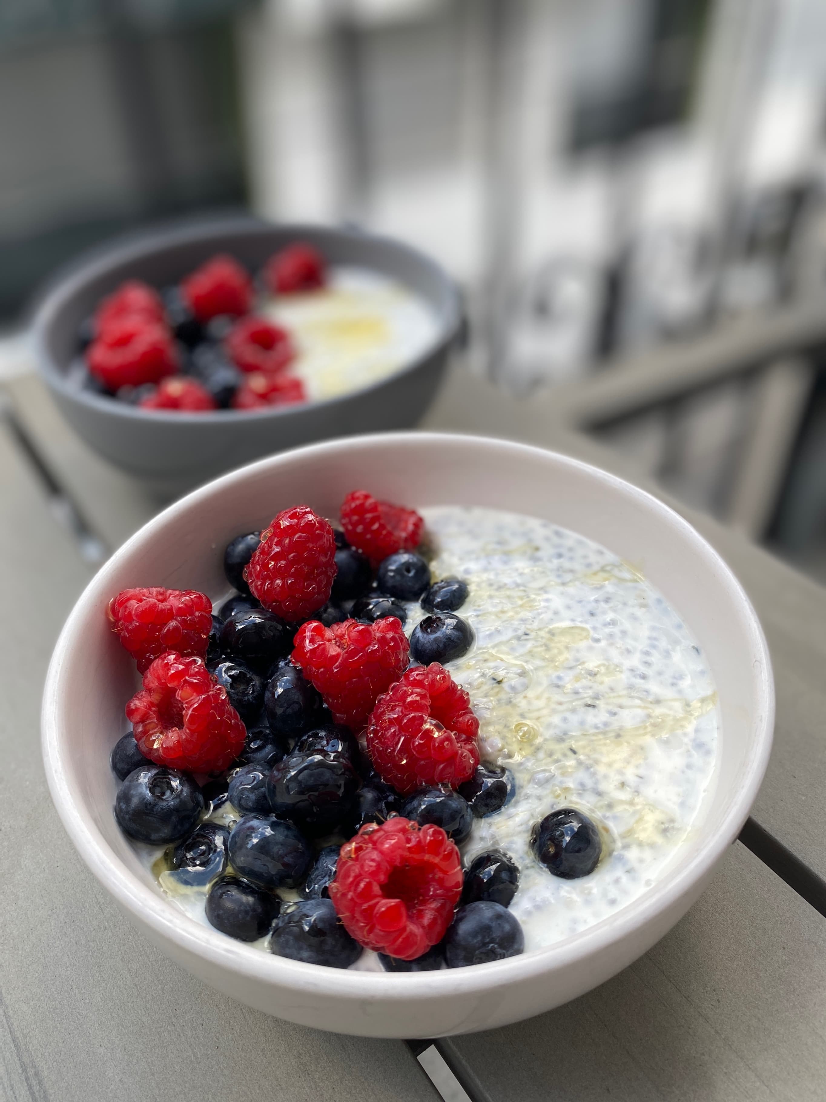Chia Bowl with Berries and Skyr Rocely Recipe