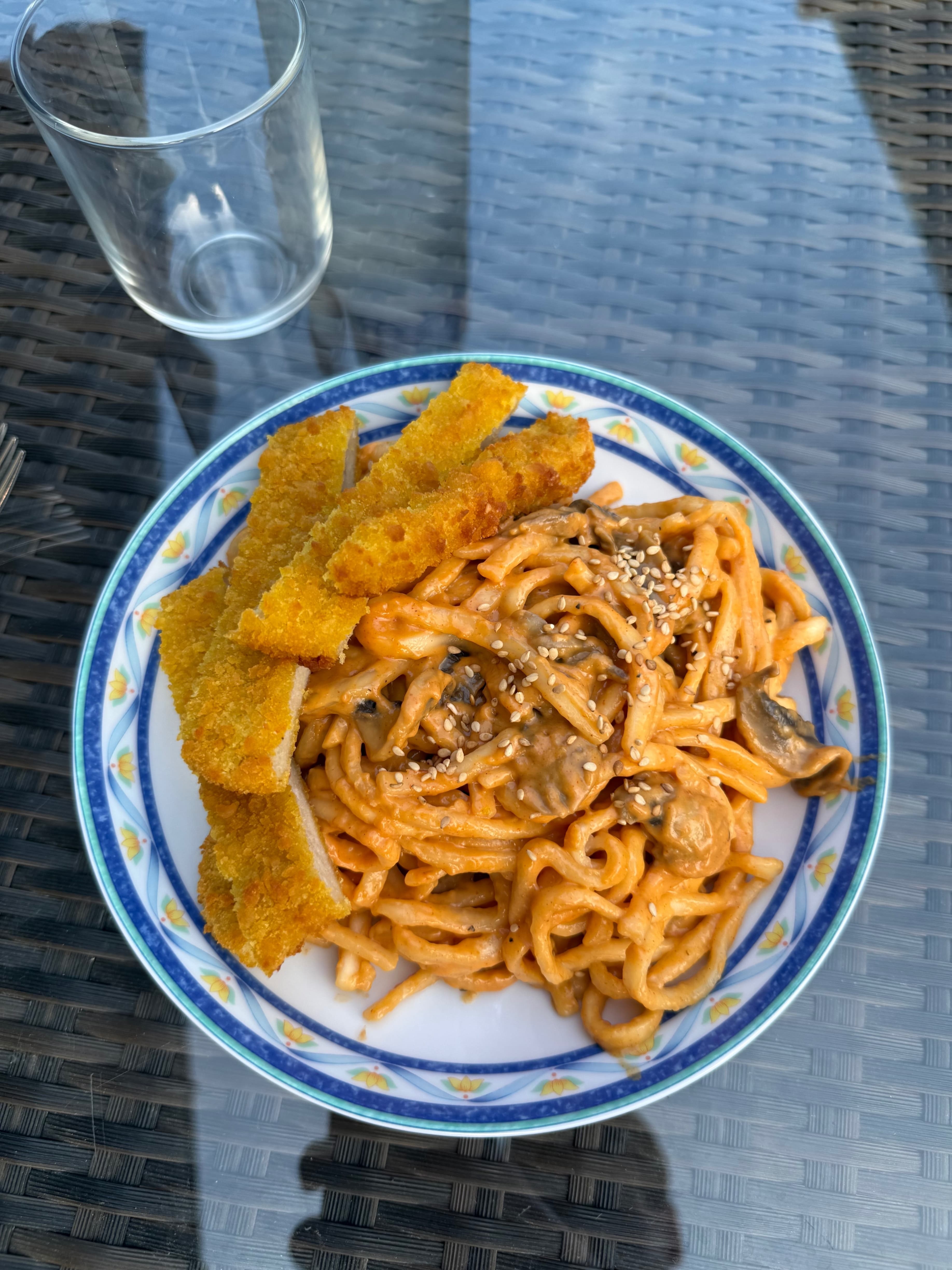 Receta de Rocely de Udon con gochujang, emmental y pollo empanado